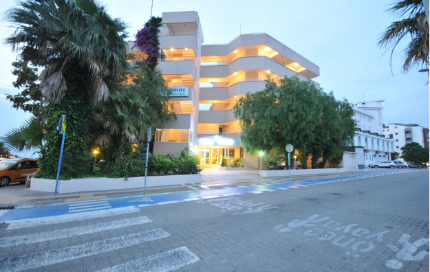 Hotel ALT