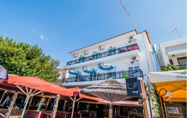 Hotel ALT
